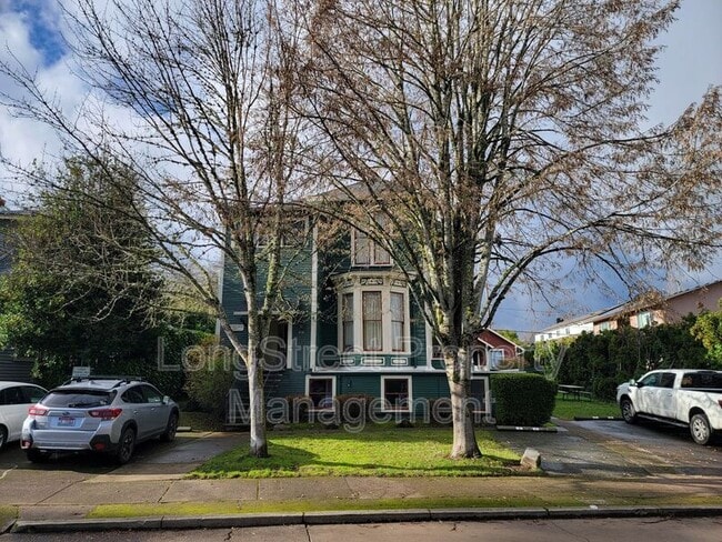 218 NW 21st St in Corvallis, OR - Building Photo - Building Photo