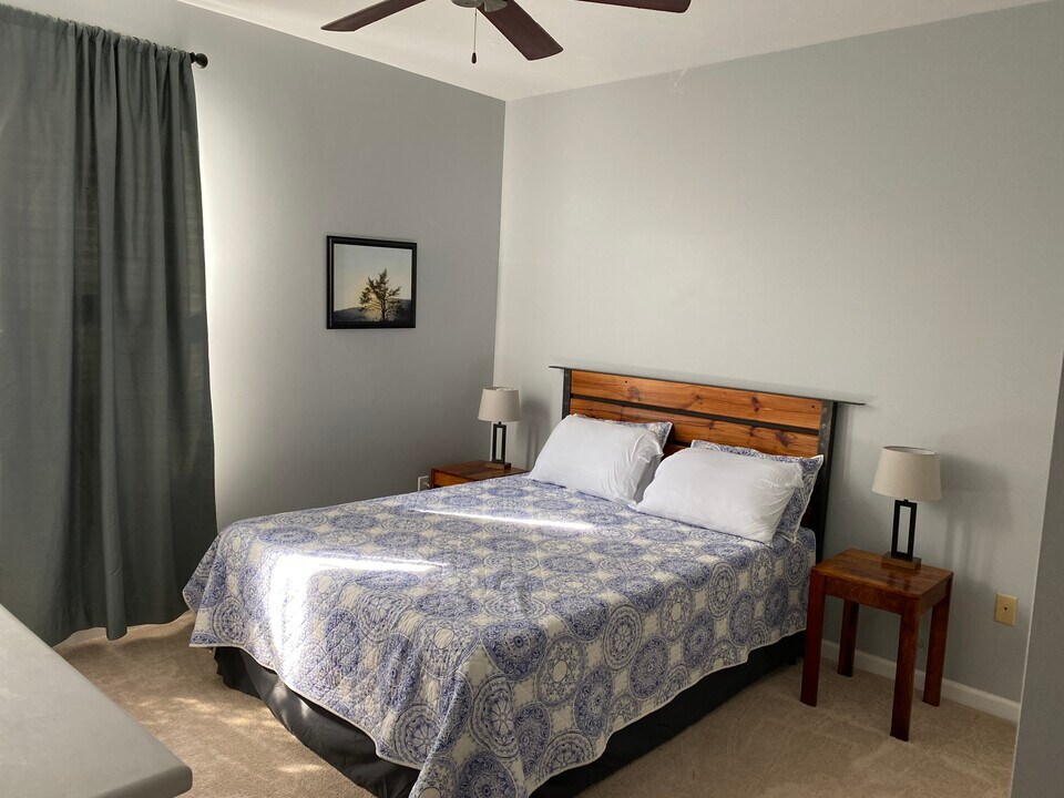735 Walker Square, Unit 2B in Charlottesville, VA - Building Photo