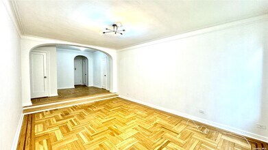 41-07 42nd St in Queens, NY - Building Photo - Building Photo