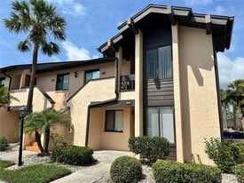 6191 Timberlake Dr in Sarasota, FL - Building Photo