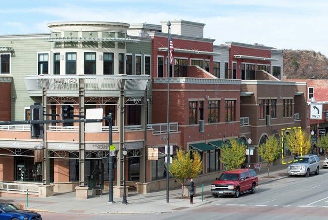 Howelsen Place in Steamboat Springs, CO - Building Photo - Building Photo