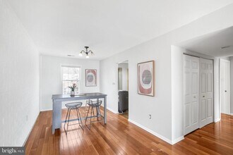 788 Quince Orchard Blvd in Gaithersburg, MD - Building Photo - Building Photo