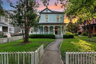 1007 Heights Blvd in Houston, TX - Building Photo