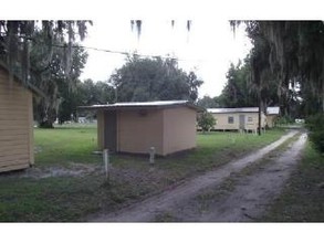 4425 Church Ave in Bowling Green, FL - Building Photo - Building Photo