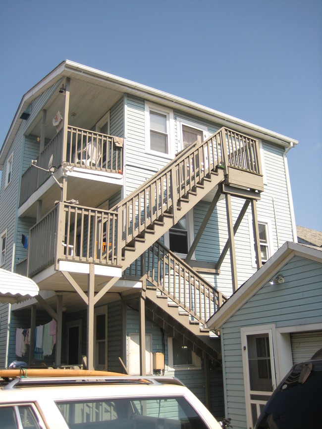 104 Talbot St in Ocean City, MD - Foto de edificio - Building Photo