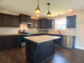 1734 Ellie Piper Cir in Clarksville, TN - Building Photo - Building Photo