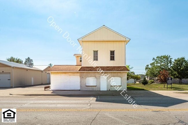 property at 255 S Wayne St