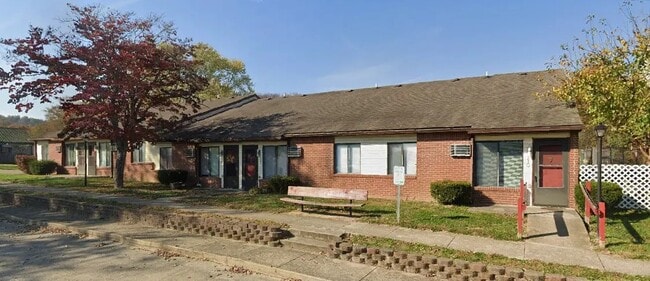 507 W 6th St in Manchester, OH - Building Photo - Building Photo
