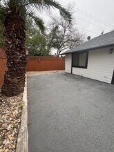 11801 Argonne Forest Trail in Austin, TX - Building Photo - Building Photo