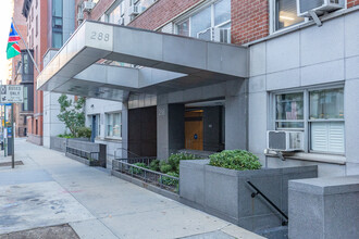 288 Lexington Ave in New York, NY - Building Photo - Building Photo