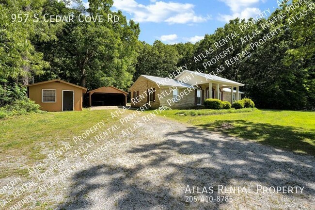 957 S Cedar Cove Rd in Hartselle, AL - Building Photo - Building Photo