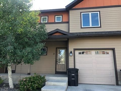 property at 1043 Rd Runner Dr