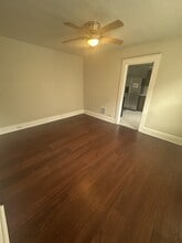 2406 Searsdale Ave in Cleveland, OH - Building Photo - Building Photo