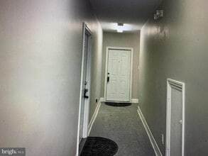 406 High St in Burlington, NJ - Building Photo - Building Photo