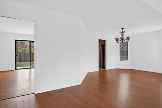 100 Lippizan Dr in Vallejo, CA - Building Photo - Building Photo