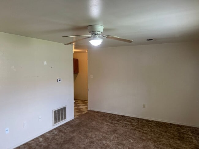 350 S Davis St in Conway, AR - Building Photo - Building Photo