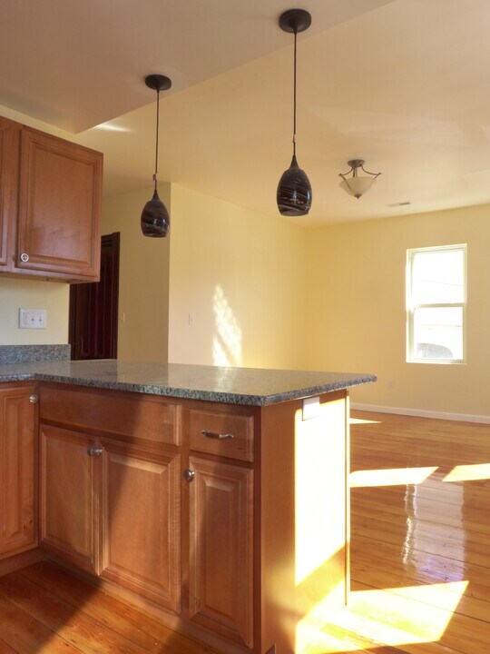 7 Smythe St in Brookline, MA - Building Photo