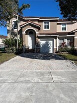 27501 SW 138th Ave in Homestead, FL - Building Photo