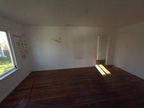 1245 Laurel Ave in East Palo Alto, CA - Building Photo - Building Photo