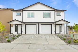 4732 W Quinault Ave in Kennewick, WA - Building Photo - Building Photo
