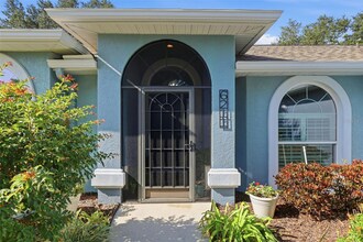 6211 65th Pl E in Palmetto, FL - Building Photo - Building Photo