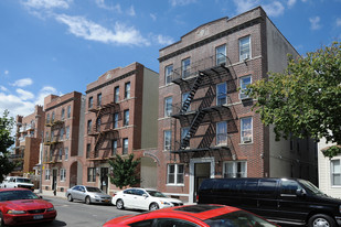 25-70 37th St Apartamentos