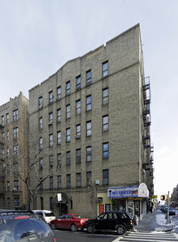 2386 Morris Ave in Bronx, NY - Foto de edificio - Building Photo