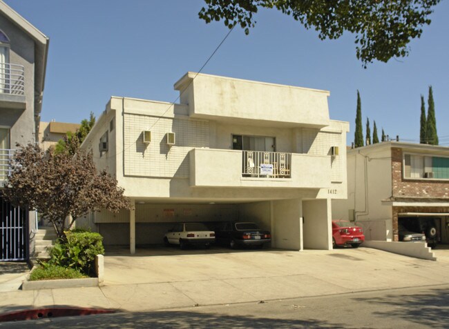 1412 N Vista St in Los Angeles, CA - Building Photo - Building Photo