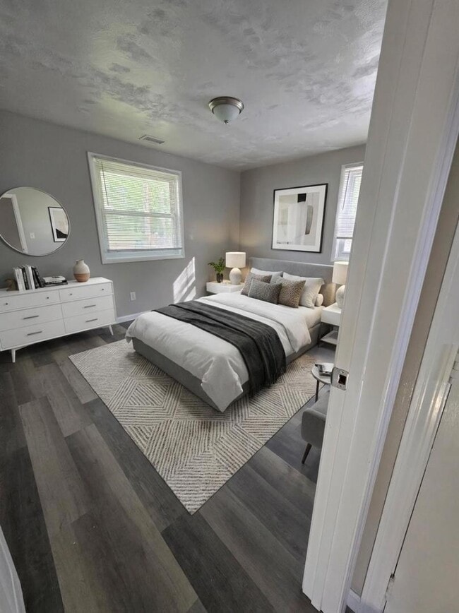 1306 Cartwright Dr in Greensboro, NC - Building Photo - Building Photo