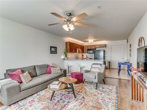 1320 12th Ave SE in Norman, OK - Building Photo - Building Photo