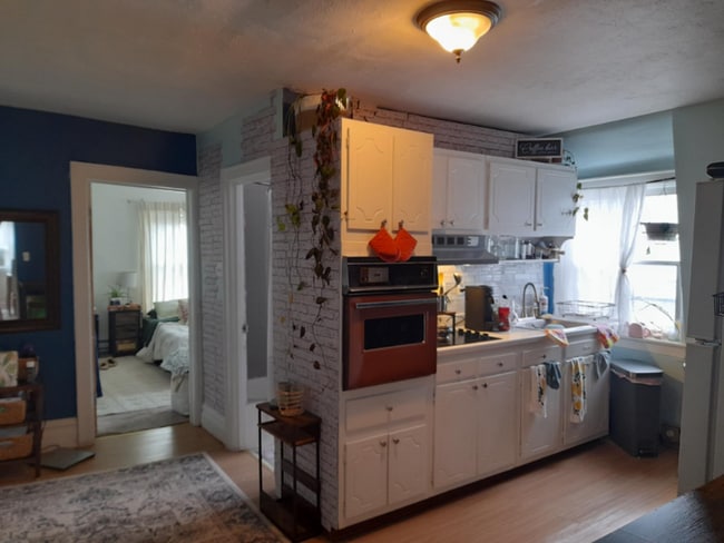 1608 W Broad St in Bethlehem, PA - Building Photo - Building Photo