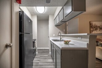 Avery Place in Houston, TX - Foto de edificio - Interior Photo