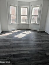 120 Degraff St in Schenectady, NY - Building Photo - Building Photo