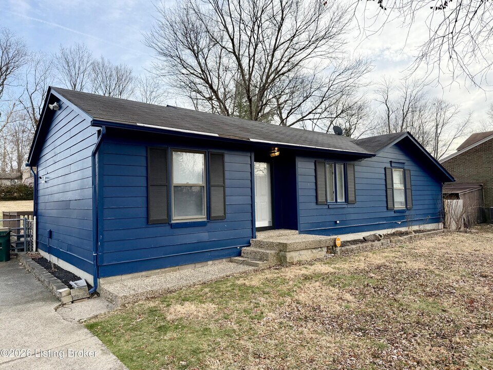 4701 Haeringdon Ct in Louisville, KY - Building Photo