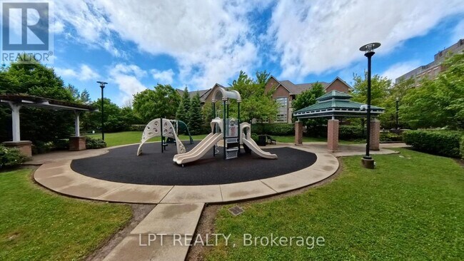 2470 Prince Michael Drive in Oakville, ON - Building Photo - Building Photo