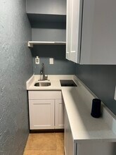 7956 Miramar Pkwy in Miramar, FL - Building Photo - Building Photo