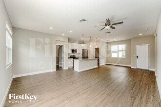 612 Reading St SE in Palm Bay, FL - Building Photo - Building Photo