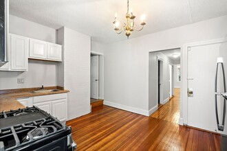 47 Wallingford Rd, Unit 1 in Boston, MA - Building Photo - Building Photo