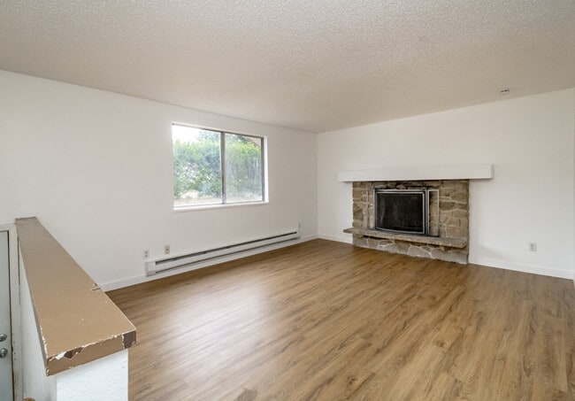 13314 86 Ave E in South Hill, WA - Building Photo - Building Photo