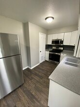 135 E Sheridan St-Unit -3 in Papillion, NE - Building Photo - Building Photo