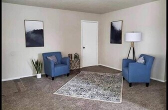 4372 Lashelle Ave in Colorado Springs, CO - Building Photo - Building Photo