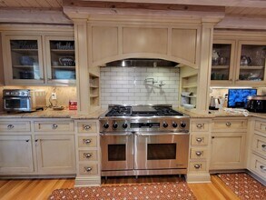 360 Aster St in Laguna Beach, CA - Building Photo - Building Photo