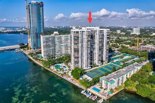 2333 Brickell Ave, Unit 1701 in Miami, FL - Building Photo - Building Photo