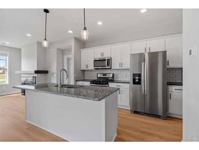 11480 51st St NE in Albertville, MN - Building Photo - Building Photo