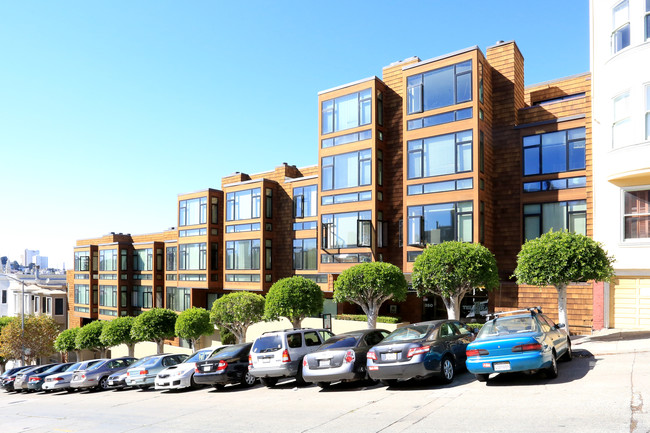 Telegraph Hill in San Francisco, CA - Foto de edificio - Building Photo