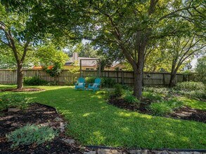 16911 Village Oak Loop in Austin, TX - Building Photo - Building Photo