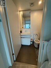 197 Yonge St in Toronto, ON - Building Photo - Building Photo