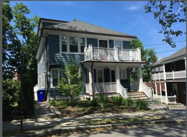 7 Acron Rd, Unit 1