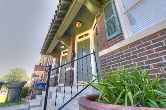 5012 Chippewa St, Unit 5010 2F in St. Louis, MO - Foto de edificio - Building Photo