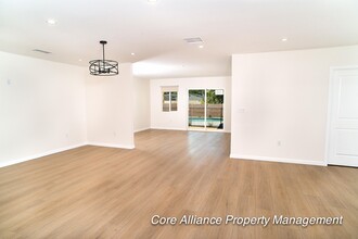 10828 Balboa Blvd in Los Angeles, CA - Building Photo - Building Photo